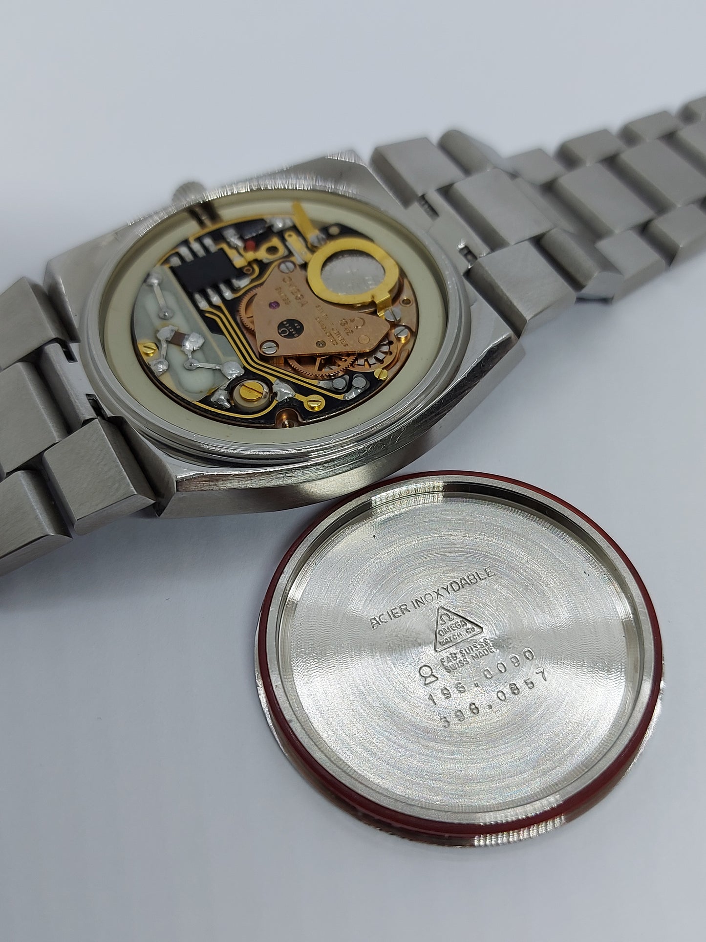 Vintage 1976 Omega Seamaster Quartz 1342 Ref. 196.0090 Men's Watch Swiss Made.