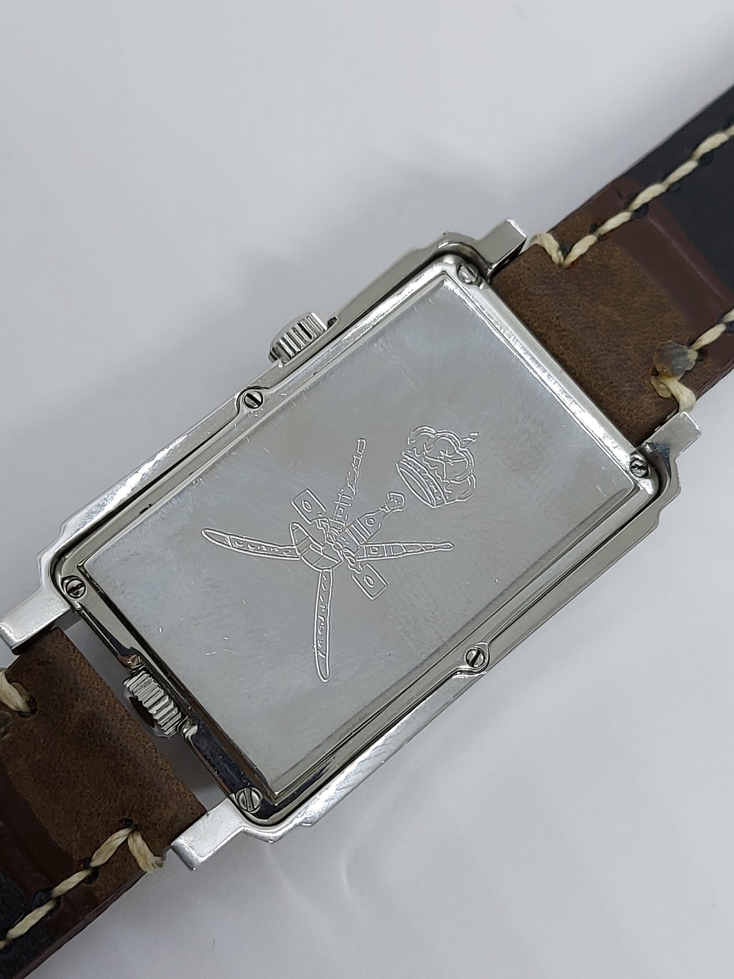 Raymond Weil Omani Khanjar emblem - Dual Time Quartz Men's Limited Edition
1500 Piece.