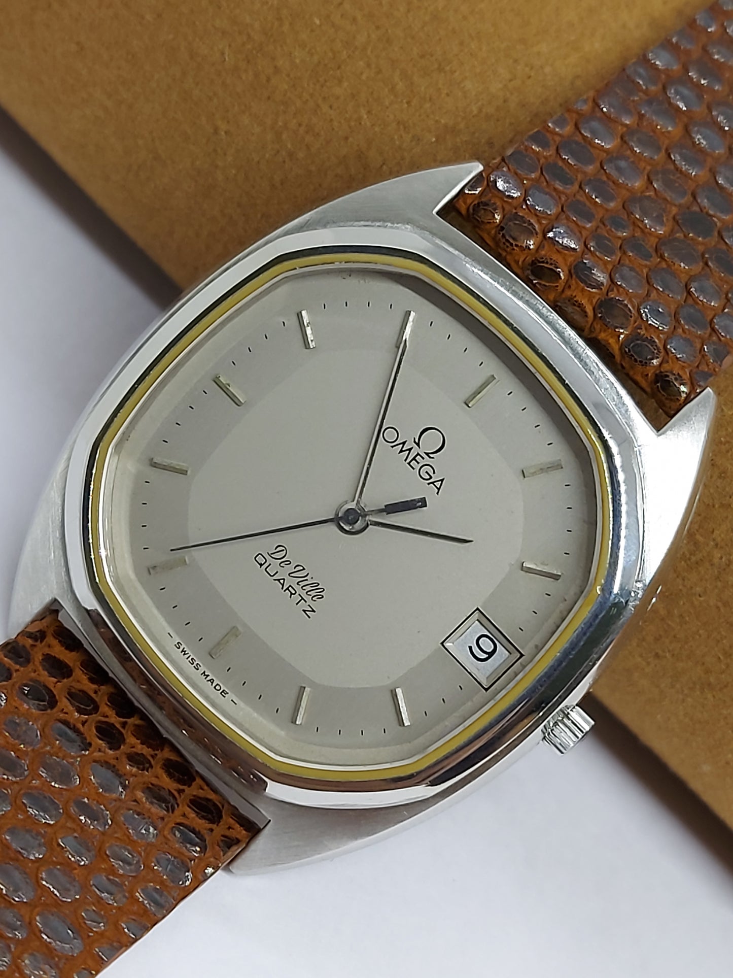 Vintage 1980 Omega De Ville Quartz 1337 Omega 196.0144 Swiss Made Men's Watch