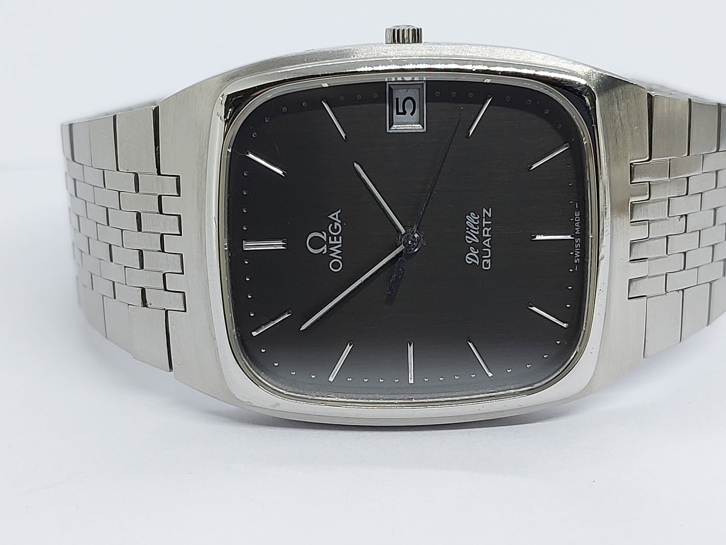 Vintage 1980 Omega DeVille Quartz 1332 Men's Watch Men's Watch Swiss Made.