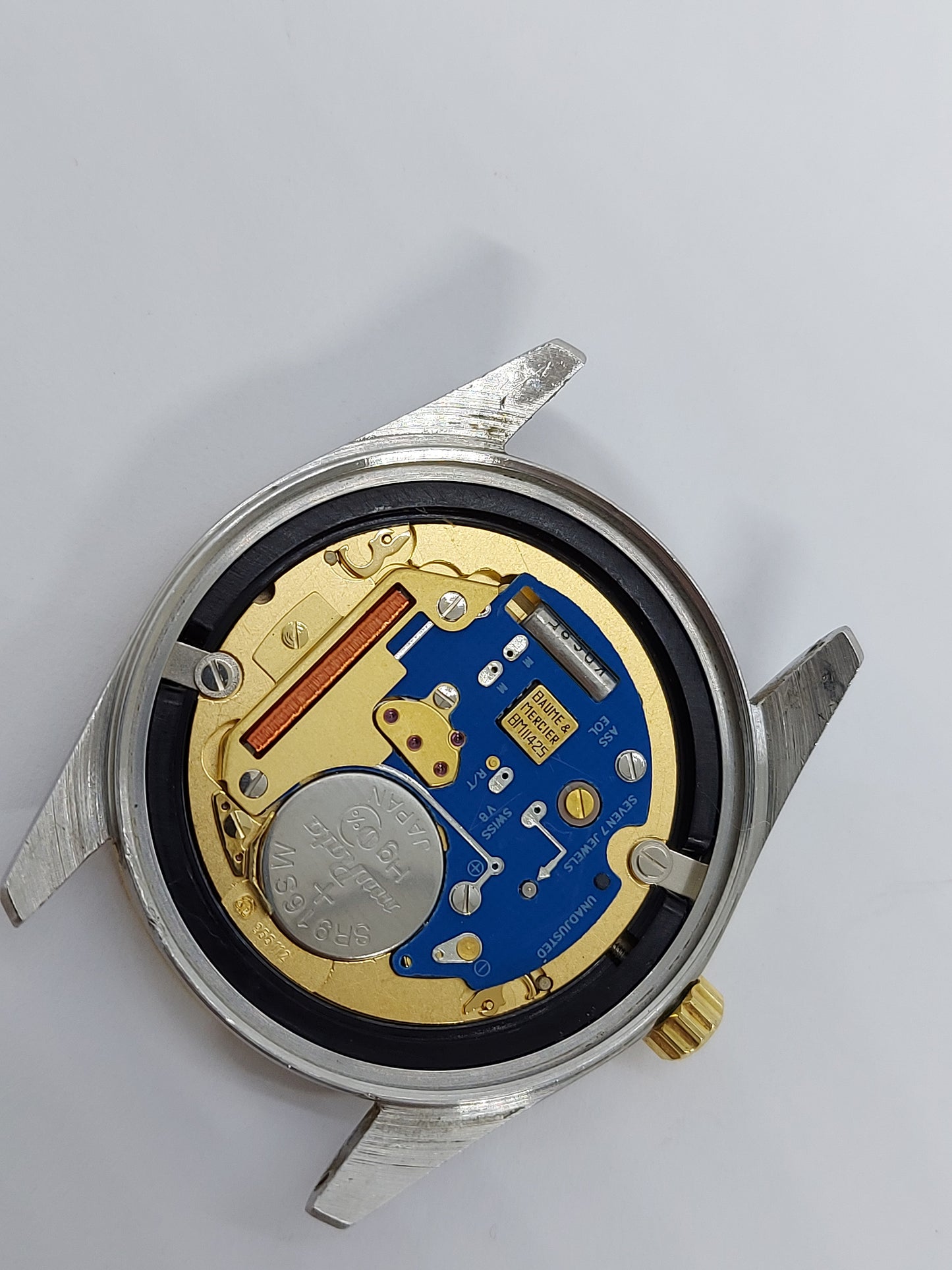 Vintage 1990 Baume & Mercier Bahrain Defence Force (Ref. 4195) Men’s Watch.