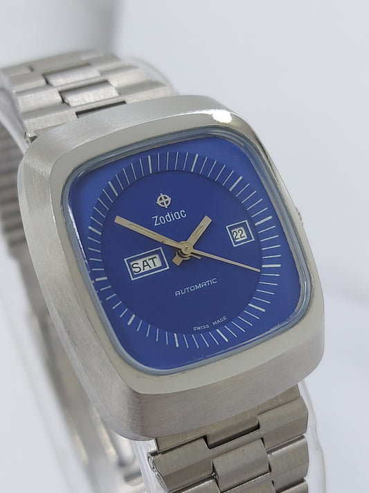 NOS 1970 Zodiac Automatic Day/Date 352.968 Women's Watch Swiss Made.