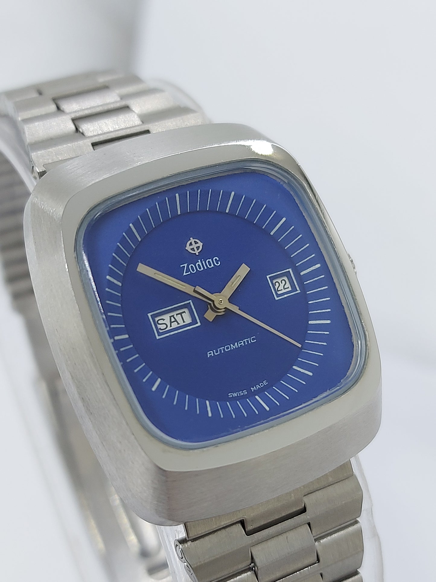 NOS 1970 Zodiac Automatic Day/Date 352.968 Women's Watch Swiss Made.