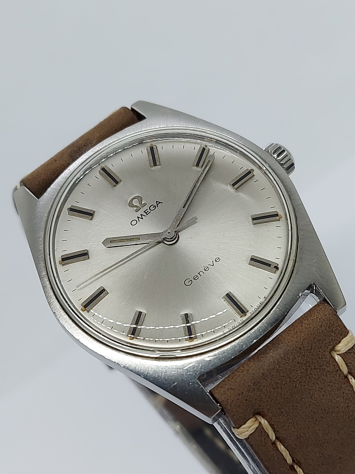 Vintage 1968 Omega Geneve Manual 601 Ref. 135.041 Men's Watch Swiss Made.