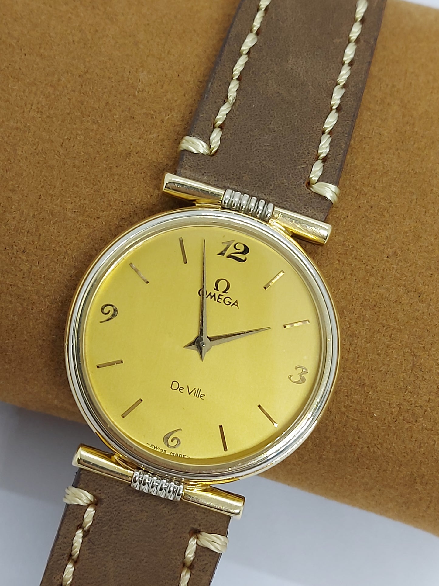 Vintage 1980 Omega De Ville Quartz 1365 Ref. 191.0170 Men's Watch Swiss Made.