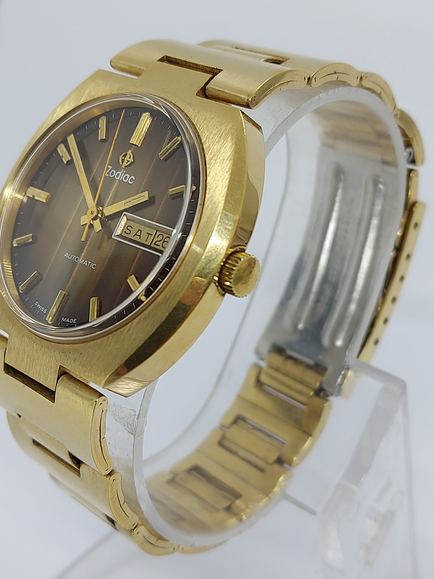 NOS 1980 Zodiac Automatic Cat Eye 763.692 Men's Watch Swiss Made.
