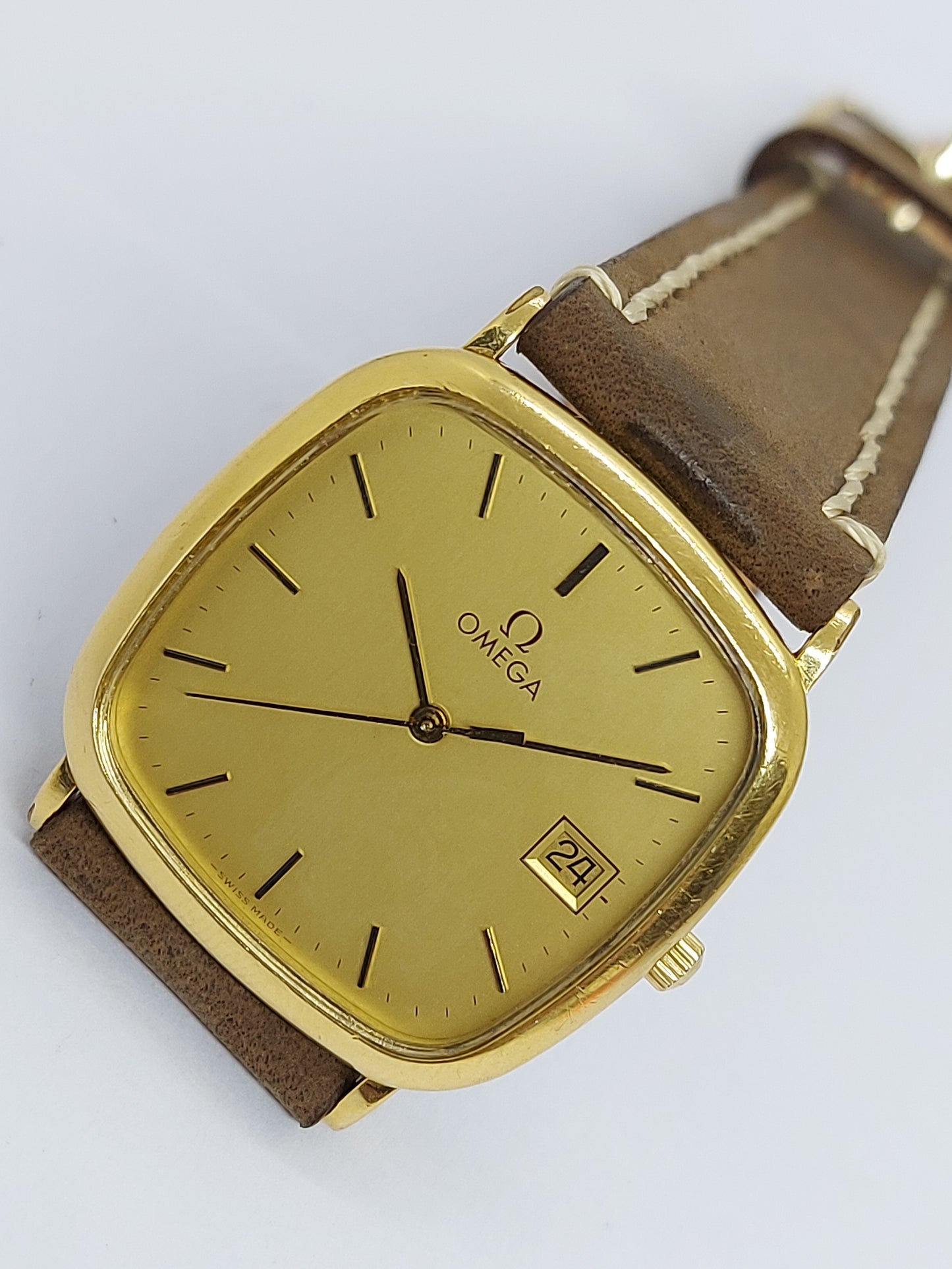 Vintage 1980 Omega De Ville Quartz 1430 Ref. 196.0317.1 Men's Watch Swiss Made