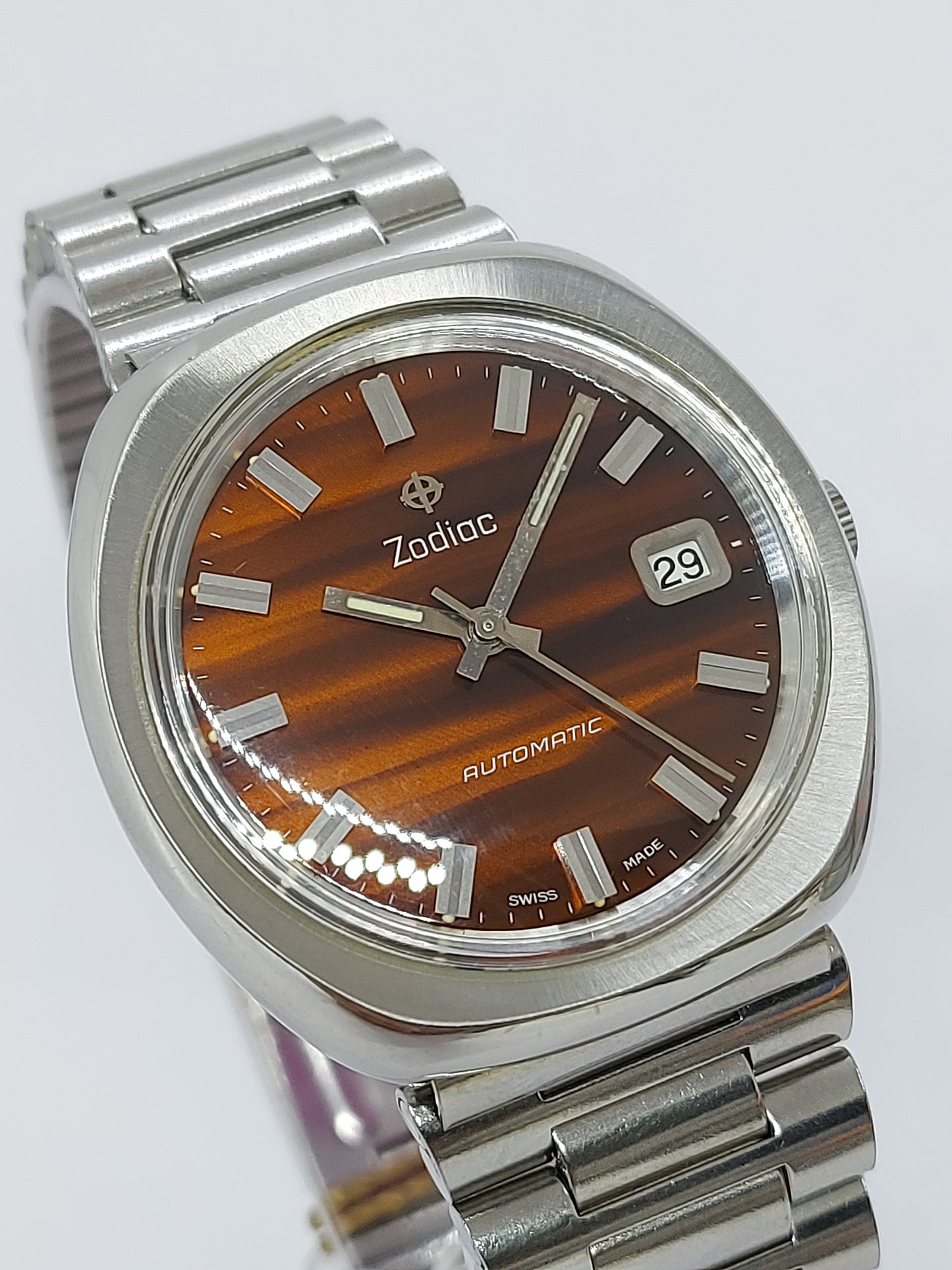 NOS Vintage 1970 Zodiac Tiger Eye Automatic Men's Watch Swiss Made.