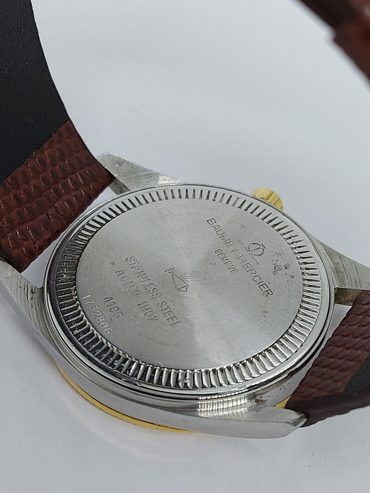 Vintage 1990 Baume & Mercier Bahrain Defence Force (Ref. 4195) Men’s Watch.