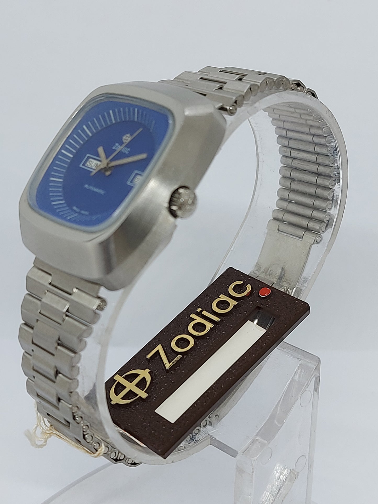NOS 1970 Zodiac Automatic Day/Date 352.968 Women's Watch Swiss Made.