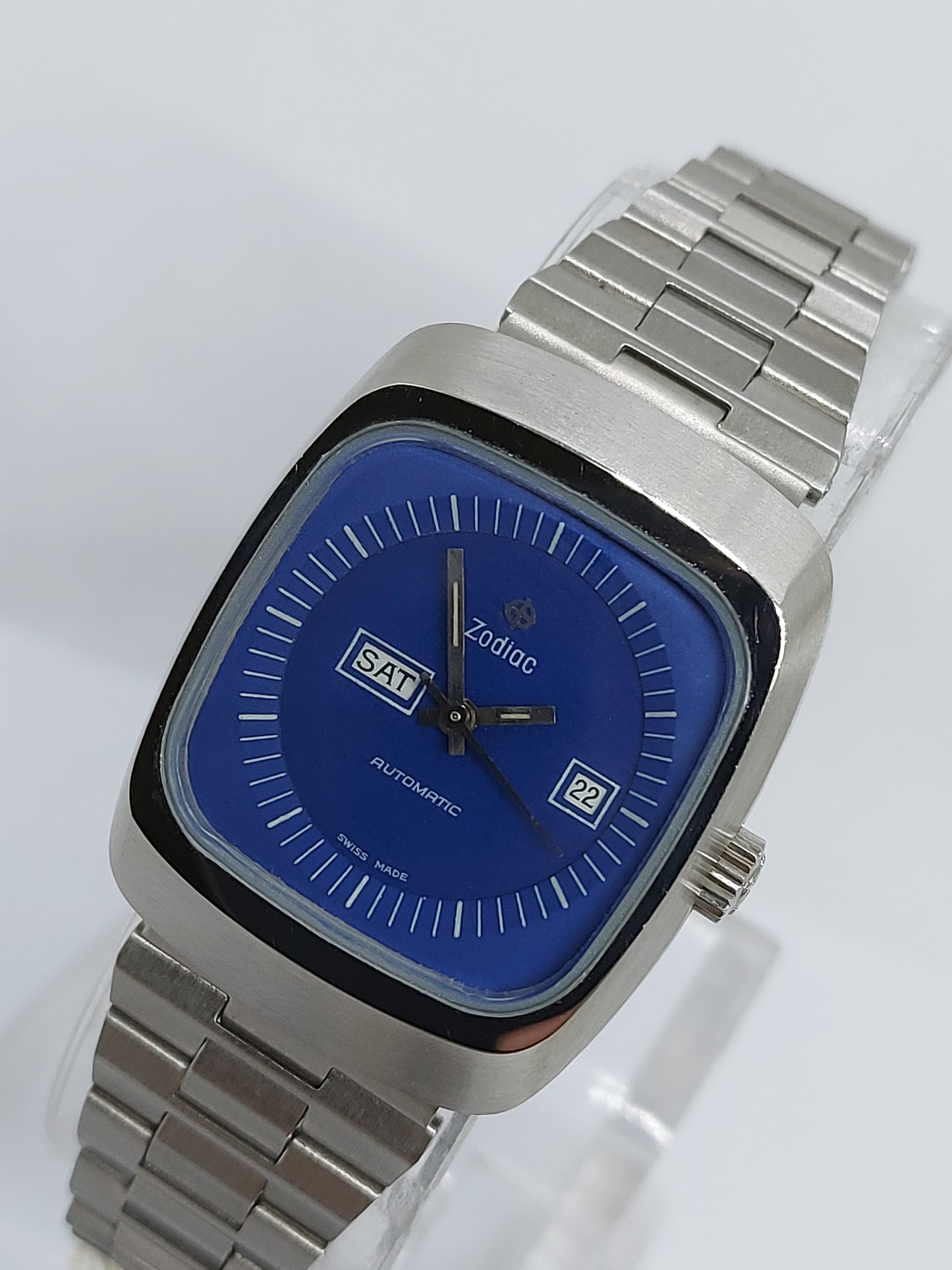 NOS 1970 Zodiac Automatic Day/Date 352.968 Women's Watch Swiss Made.