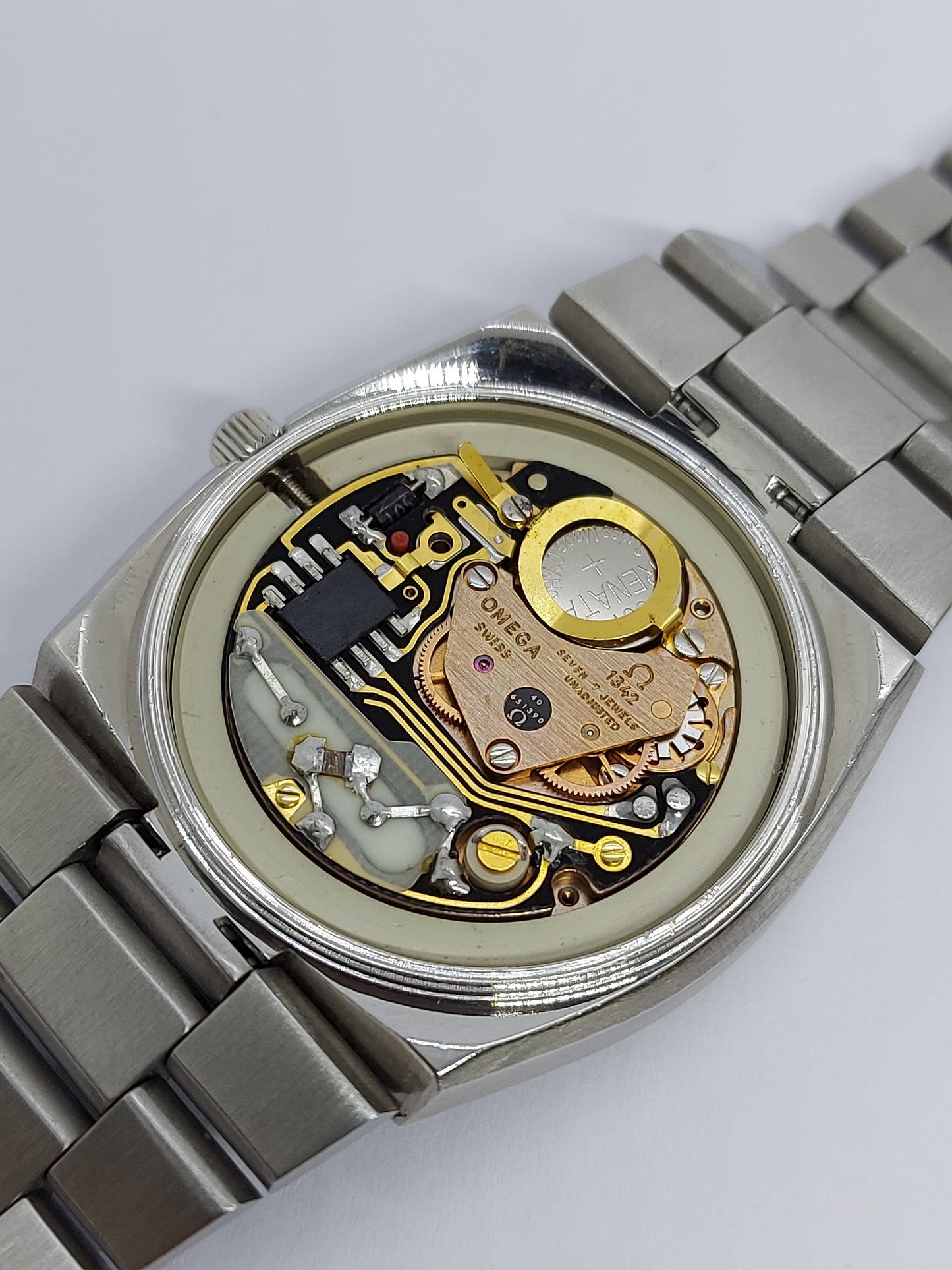 Vintage 1976 Omega Seamaster Quartz 1342 Ref. 196.0090 Men's Watch Swiss Made.