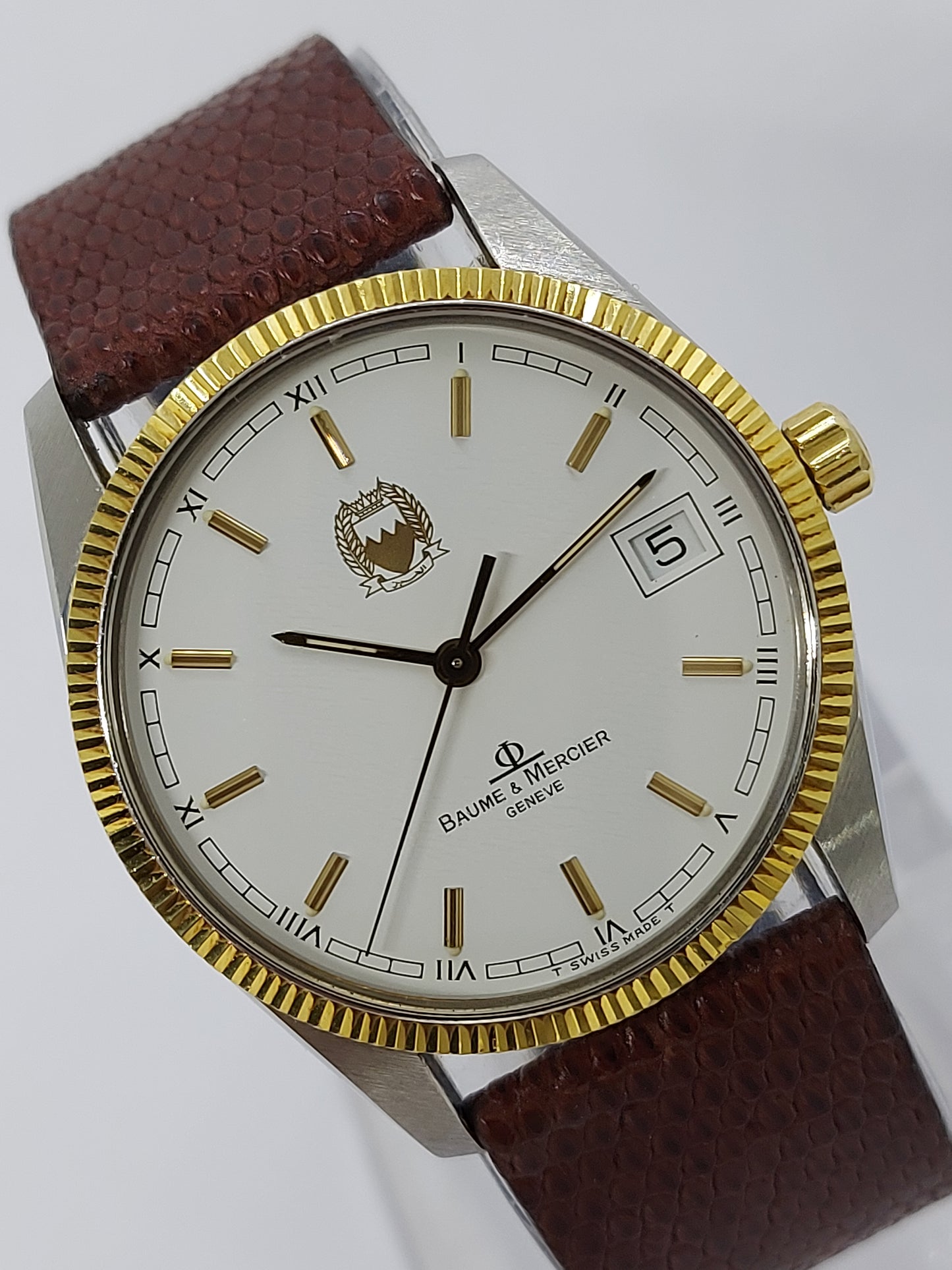 Vintage 1990 Baume & Mercier Bahrain Defence Force (Ref. 4195) Men’s Watch.