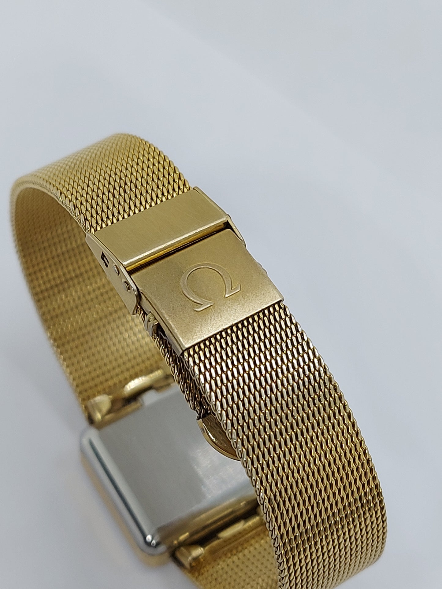 Vintage 1975 Omega De Ville Automatic 663 - 551.103 Unisex Watch Swiss Made.