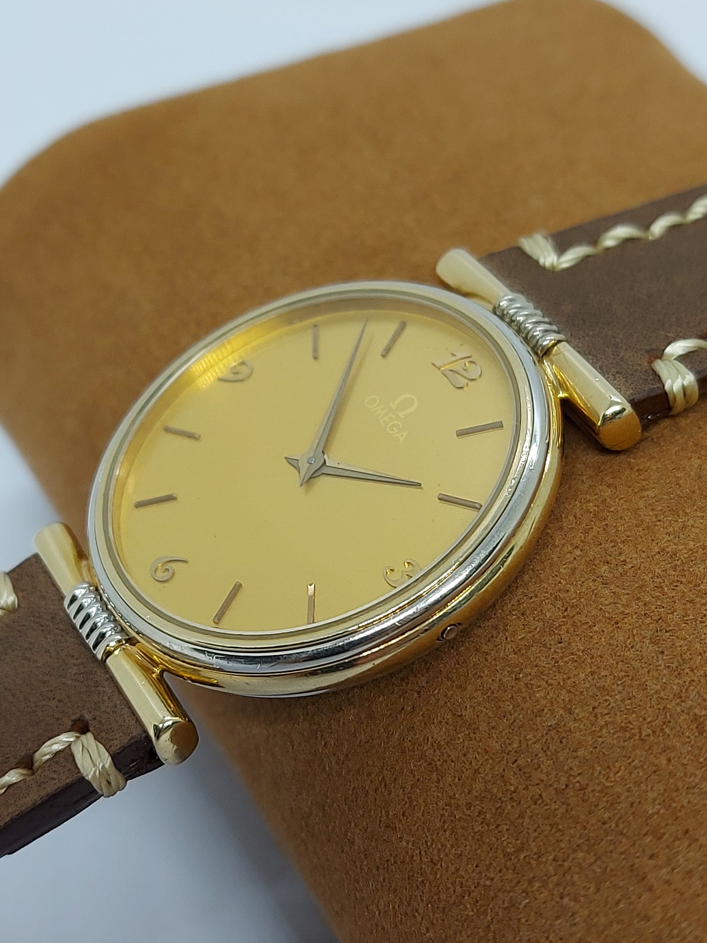 Vintage 1980 Omega De Ville Quartz 1365 Ref. 191.0170 Men's Watch Swiss Made.