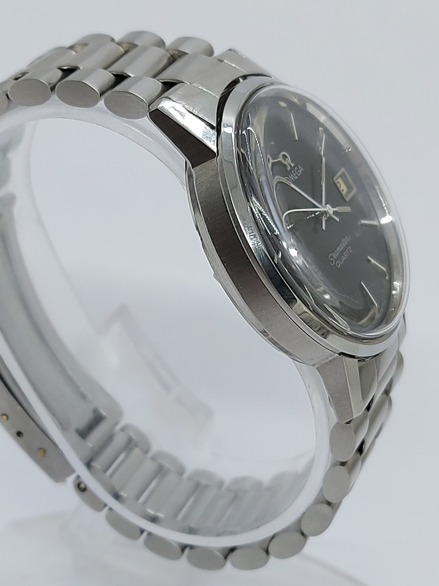 Vintage 1977 Omega Seamaster Quartz 1342 - 196.0113 Men's Watch Swiss.