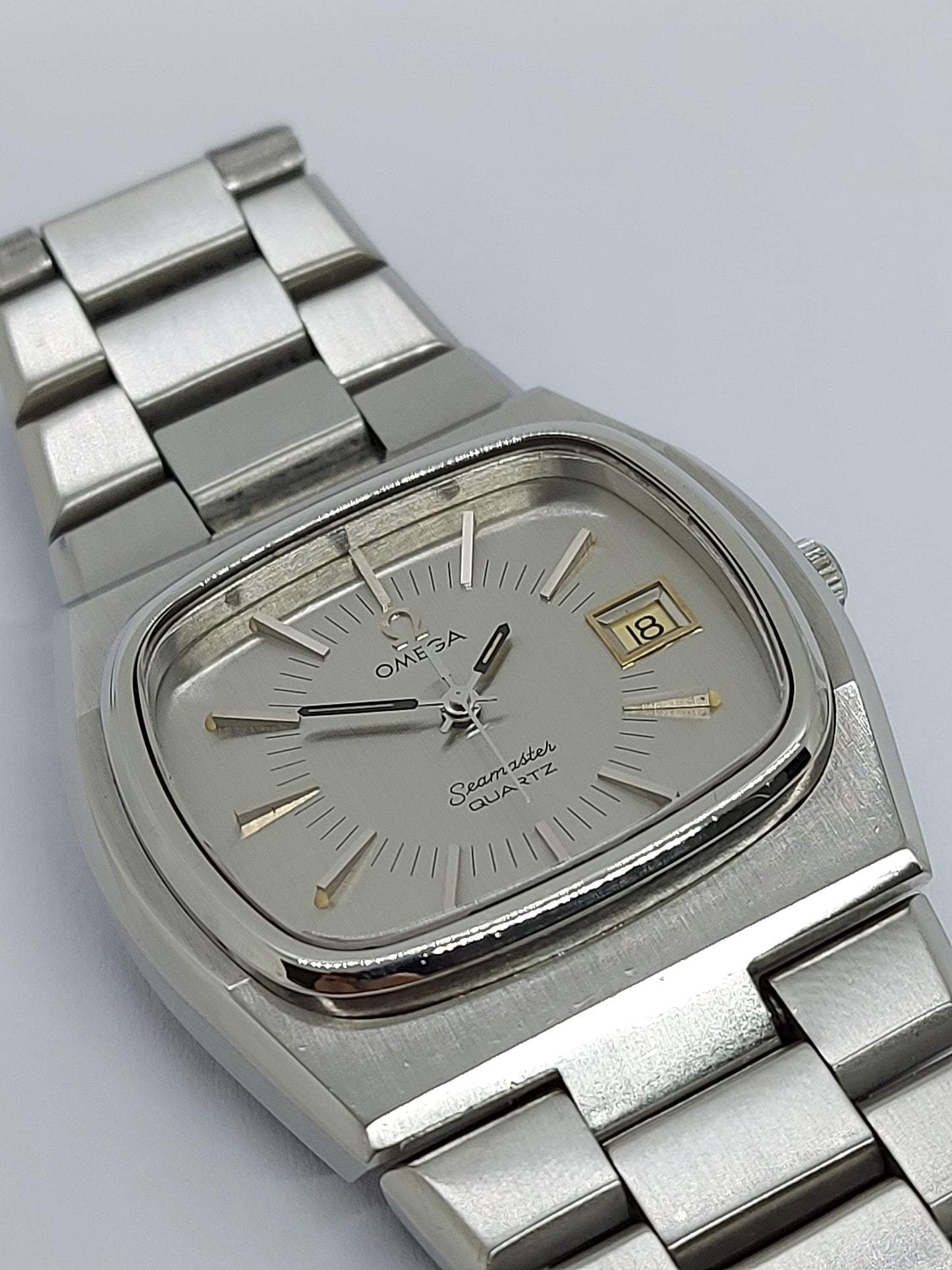 Vintage 1976 Omega Seamaster Quartz 1342 Ref. 196.0090 Men's Watch Swiss Made.