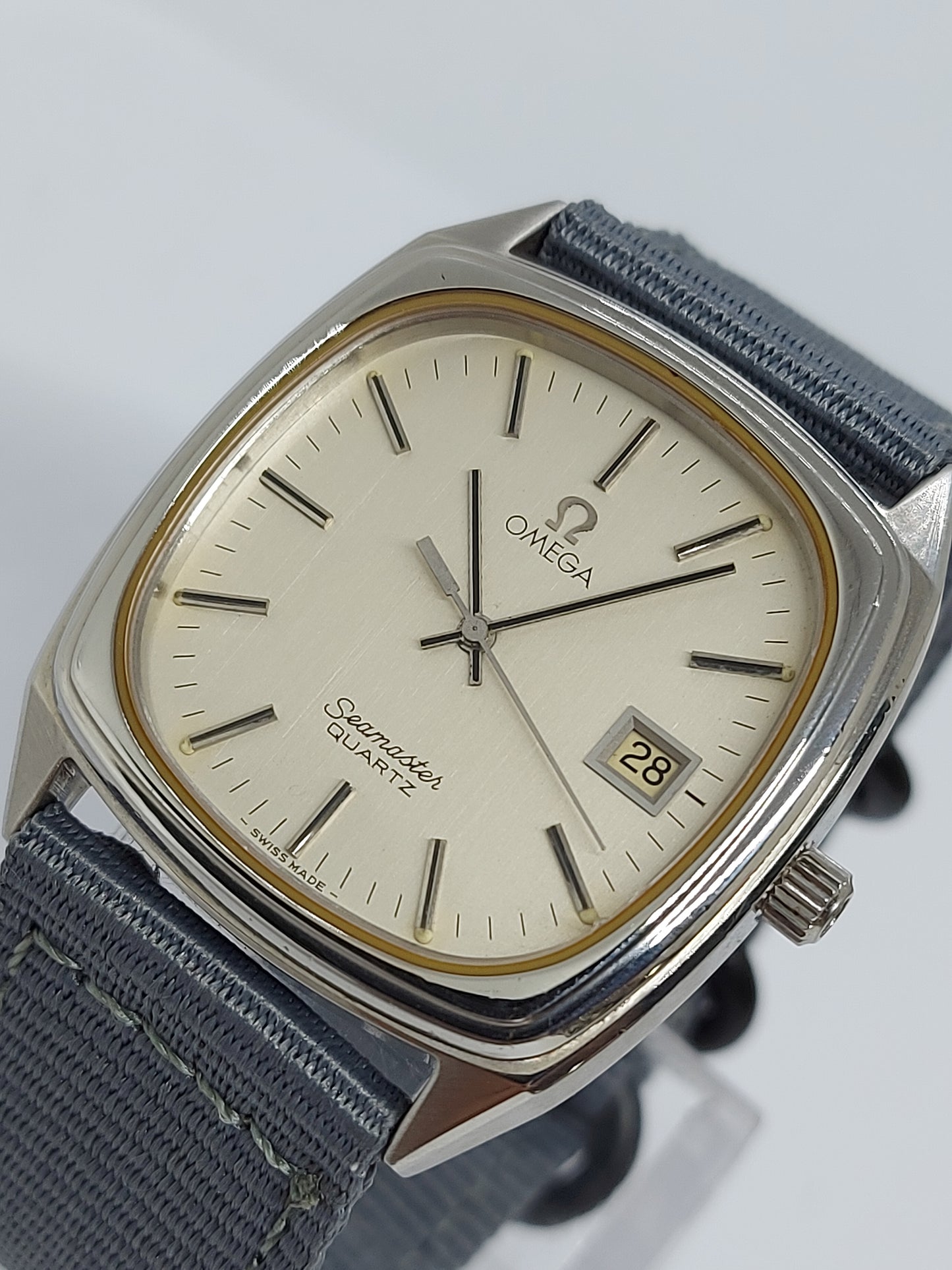 Vintage 1977 Omega Seamaster Quartz 1342 Ref. 196.0127 Men's Watch Swiss Made.