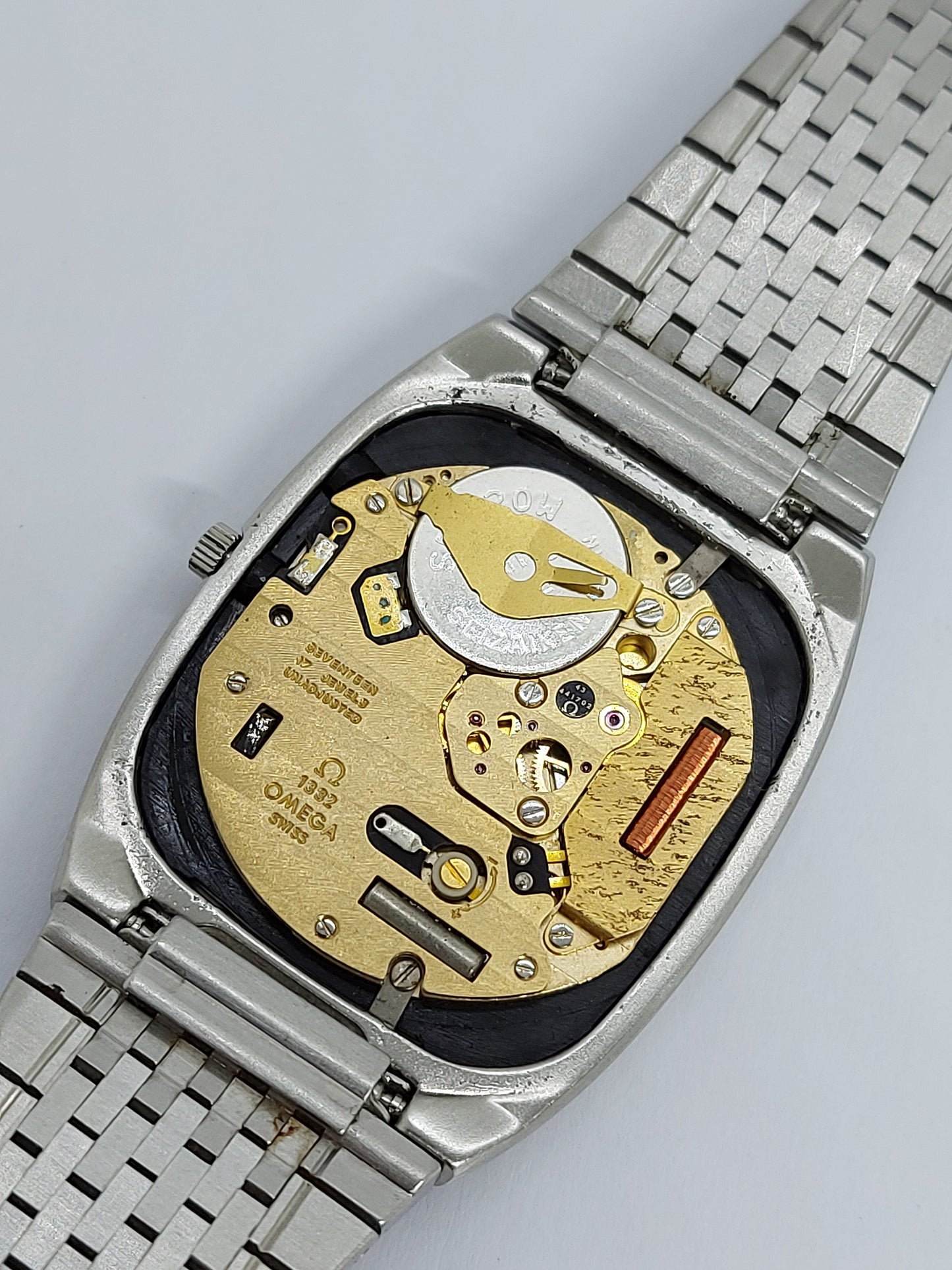 Vintage 1980 Omega DeVille Quartz 1332 Men's Watch Men's Watch Swiss Made.