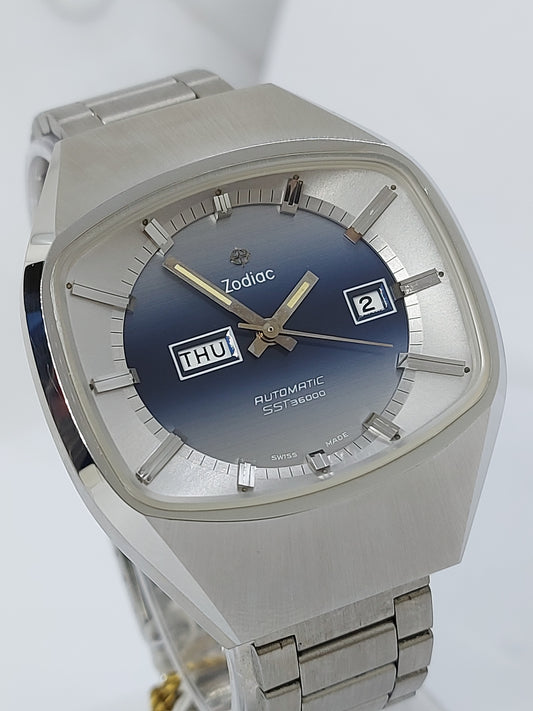 NOS Vintage 1970 Zodiac SST 36000 Automatic Men's Watch Swiss Made.