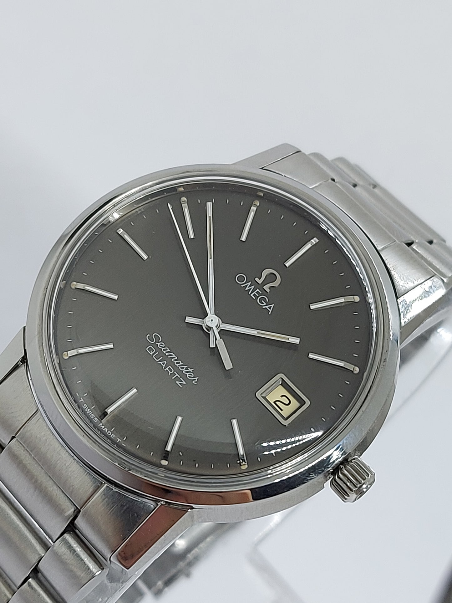 Vintage 1977 Omega Seamaster Quartz 1342 - 196.0113 Men's Watch Swiss.